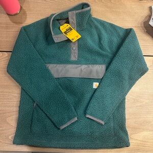 Brand New Carhartt Women’s Green Fleece Sweater